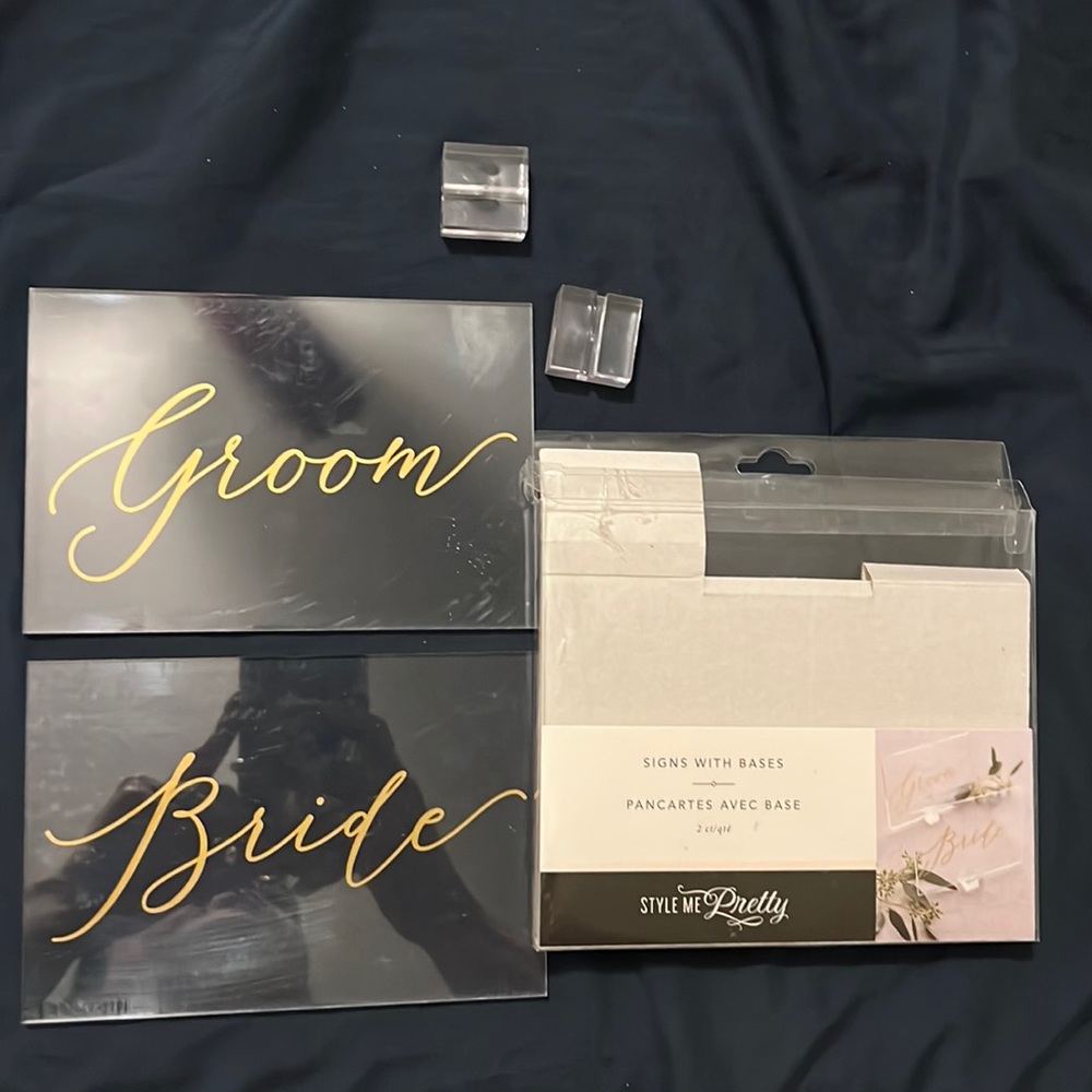 Bride|Groom acrylic signs for wedding/ wedding decor